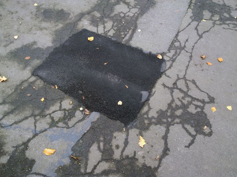 Asphalt Cracks Repair in Temecula, CA